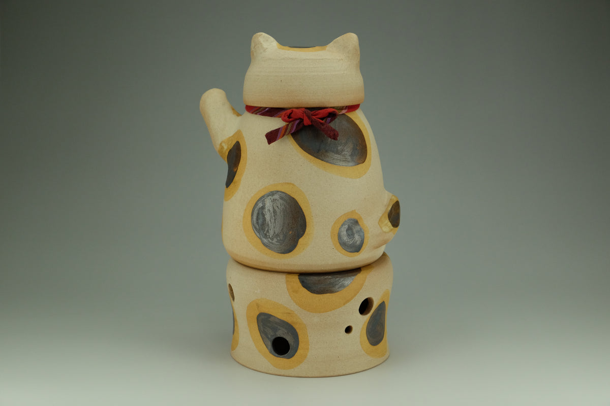 招き猫 焼酎サーバー（三毛猫） – 常滑焼 Official Online Store